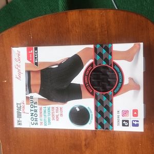 HY Impact Peach fit yoga workout shorts NWT